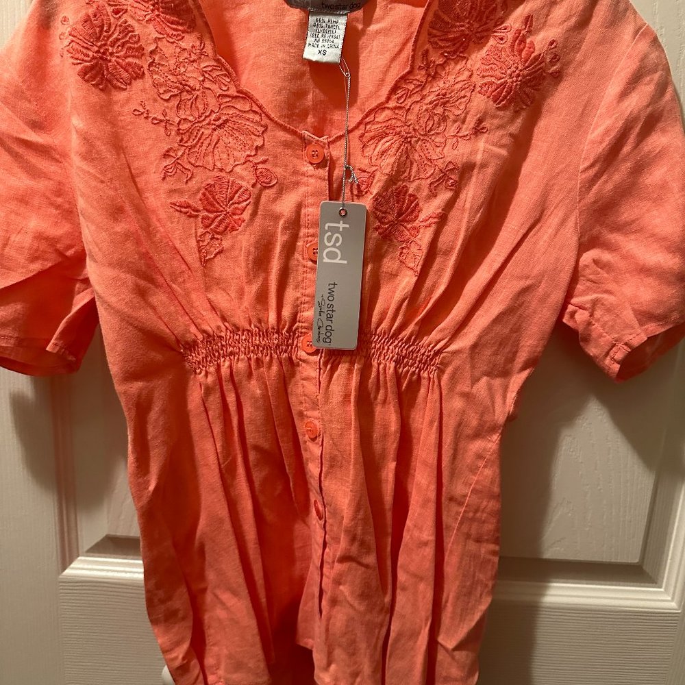 TWO STAR DOG (TSD) EMBROIDERED LOLA TOP ORANGE SIZE XS NEW WITH TAGS